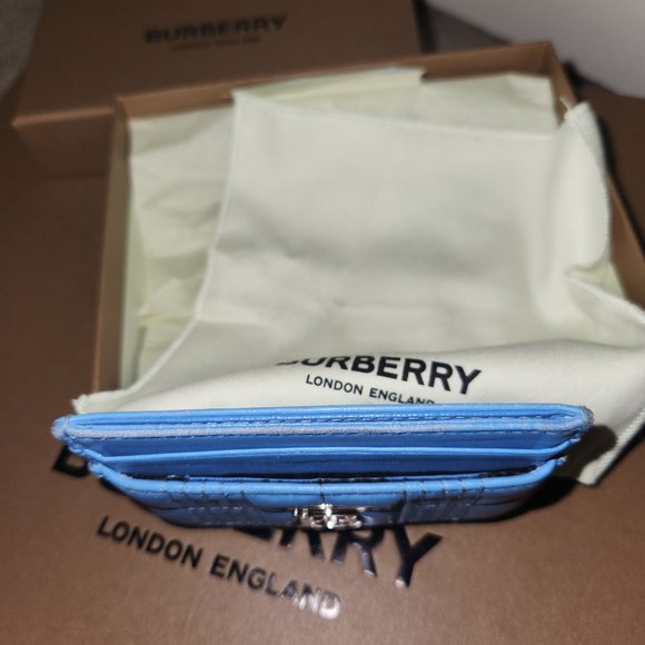 BURBERRY Lola Card Case Bright Sky Blue Quilted Leather Wallet - Picture 5 of 10